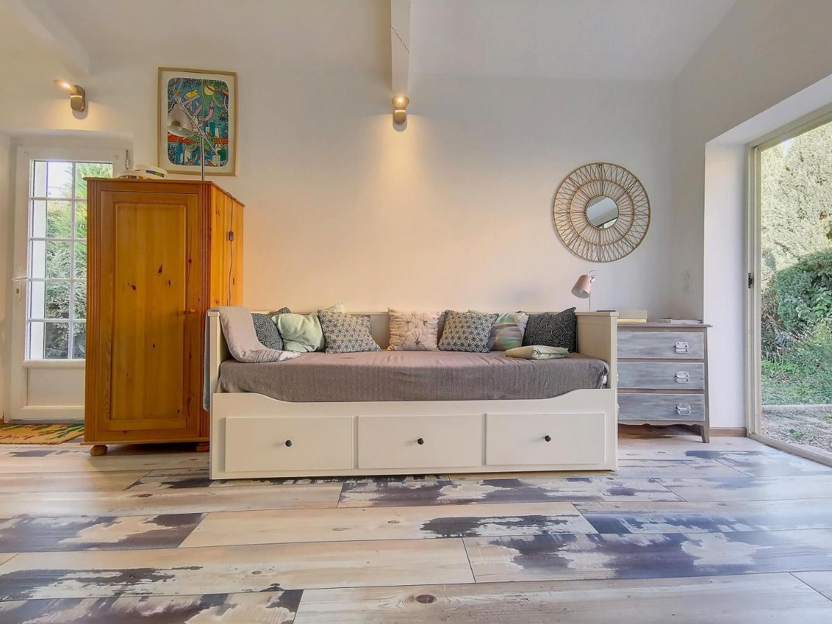 Gite L'Odonate, Partage Des Eaux LʼIsle-sur-la-Sorgue Extérieur photo